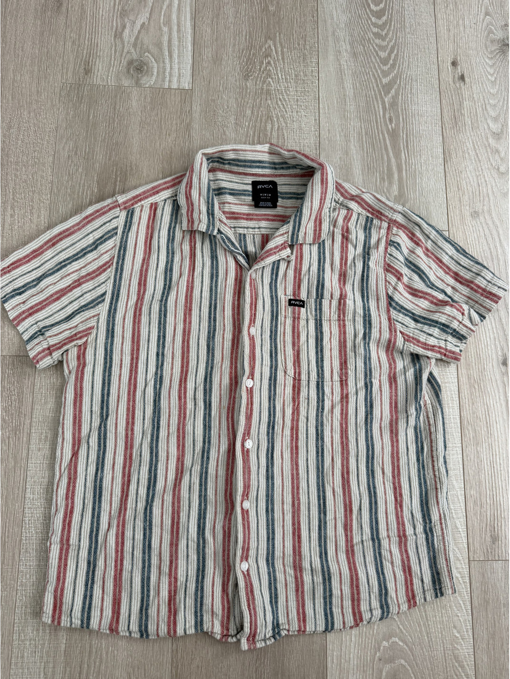 RVCA Men's Medium Easy Fit Short Sleeve Striped Button-Up Shirt
